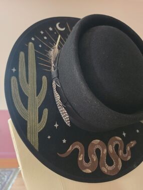 Luna Bloom Black Felt Hat